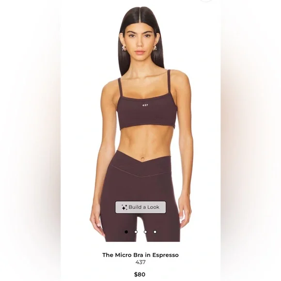 437 Shorts and sports bra
